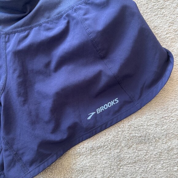 Brooks Womens Running Shorts Chaser 5" Size S - Picture 2 of 5